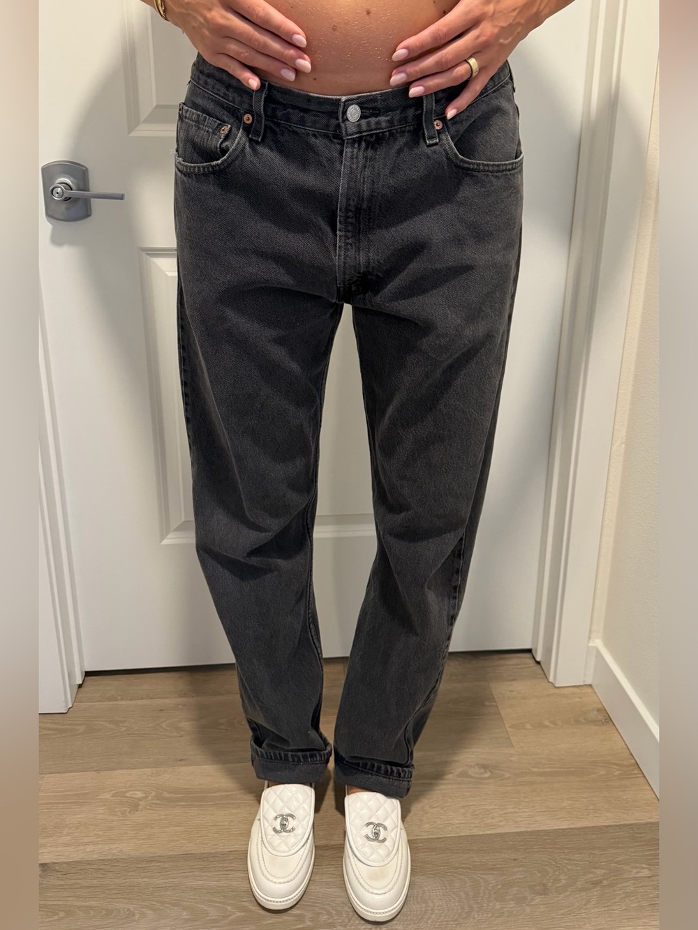 Washed Black maternity stretchy waist band Levi’s jeans